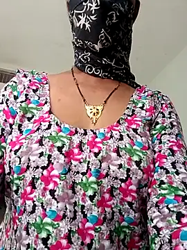 Janvi kapor online show from October 28, 7:51 am