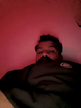 Snapshot of Hot-boss15 chatting on January 7, 11:59 am Hot-boss15 online show from January 7, 11:59 am