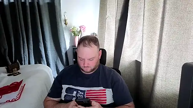 Snapshot of john_clarisa chatting on November 24, 8:53 pm john clarisa online show from November 24, 8:53 pm