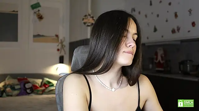 amelie shine online show from December 17, 12:21 pm