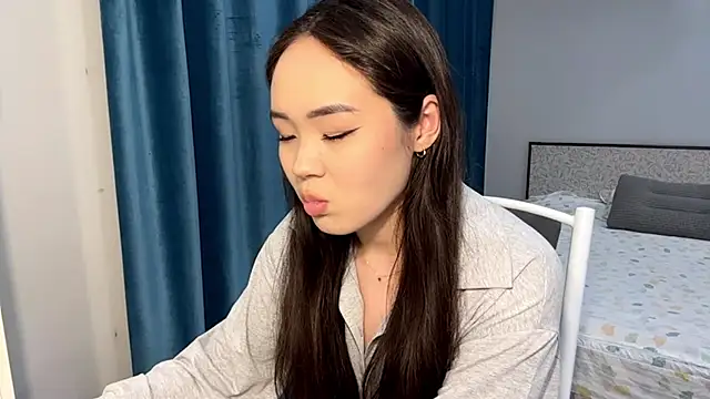 SupremeDividend online show from May 4, 2:20 pm