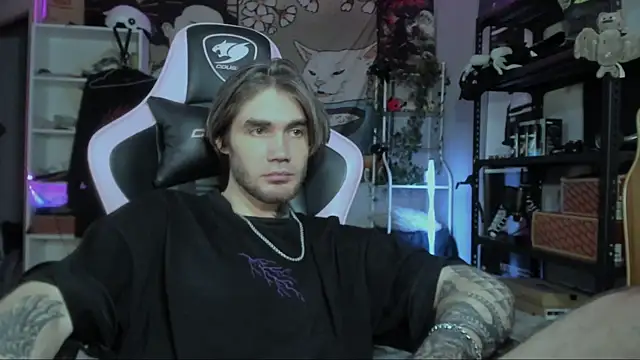 Go V Cs online show from November 29, 2:28 pm