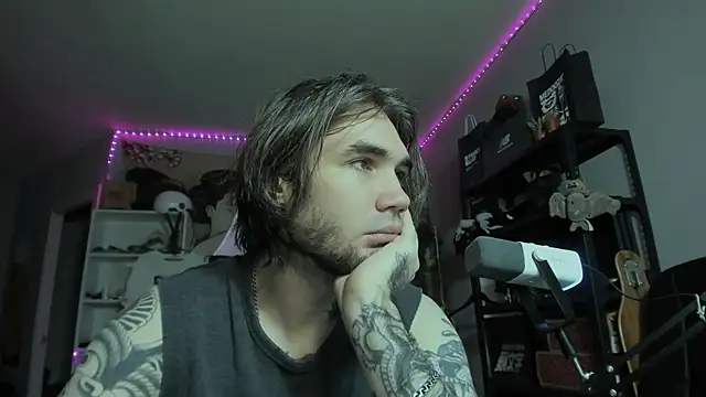 Go V Cs online show from January 7, 12:21 pm