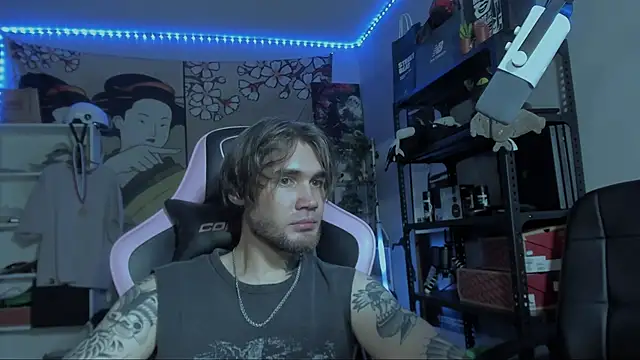 Go V Cs online show from November 2, 10:59 pm