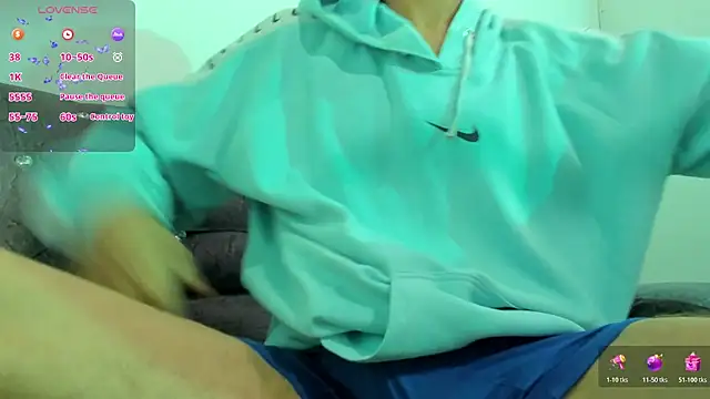 Snapshot of harold_777 chatting on November 13, 6:23 pm harold 777 online show from November 13, 6:23 pm