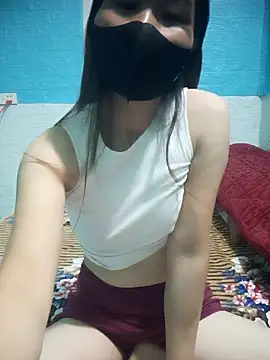 Snapshot of Donatella28 chatting on November 11, 2:50 am Donatella28 online show from November 11, 2:50 am