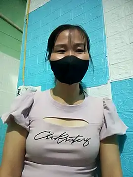 Snapshot of Donatella28 chatting on October 30, 12:47 pm Donatella28 online show from October 30, 12:47 pm