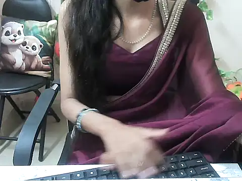 Snapshot of lo_e_shreya chatting on November 20, 3:40 am lo e shreya online show from November 20, 3:40 am