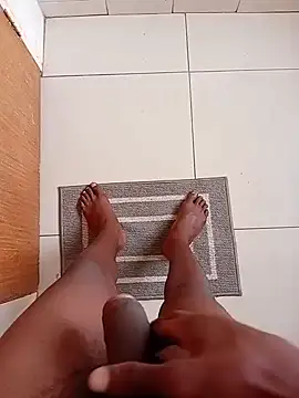 younggblackkCOCK19 online show from March 14, 9:59 am