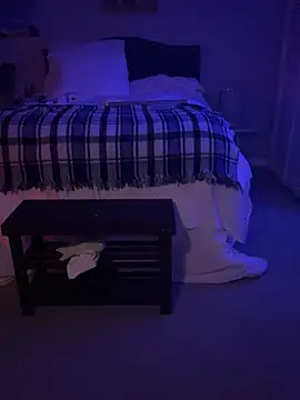 krisdeanbb online show from January 17, 5:00 am