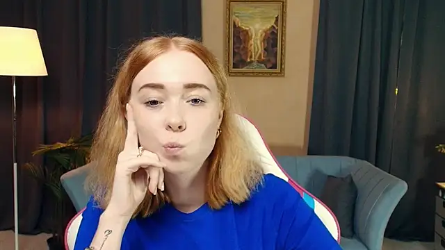 Snapshot of AddieOsler chatting on November 24, 8:09 pm AddieOsler online show from November 24, 8:09 pm