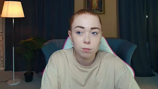 AddieOsler online show from December 19, 9:17 pm