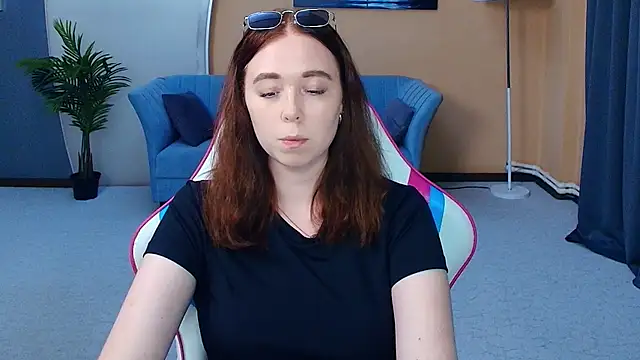 AddieOsler online show from May 18, 7:51 pm