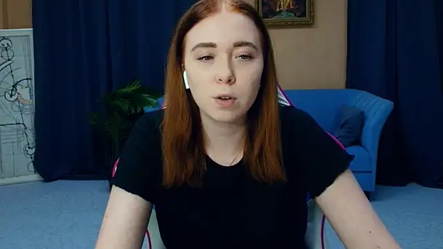 AddieOsler online show from April 4, 7:42 pm