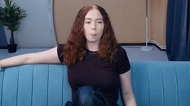 AddieOsler online show from July 18, 7:22 pm