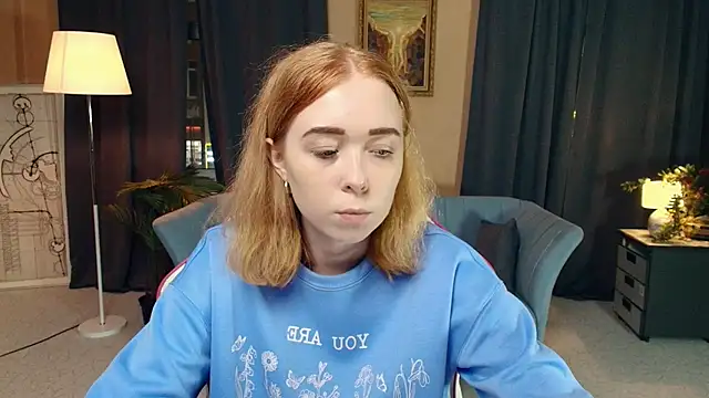 Snapshot of AddieOsler chatting on November 21, 7:35 pm AddieOsler online show from November 21, 7:35 pm