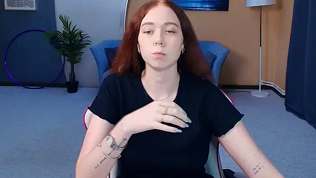 AddieOsler online show from June 11, 2:53 am