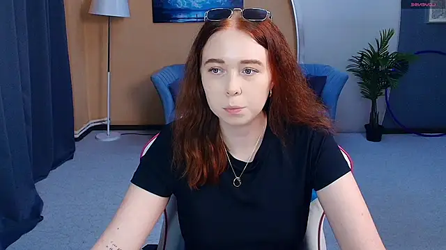 AddieOsler online show from June 11, 8:17 pm