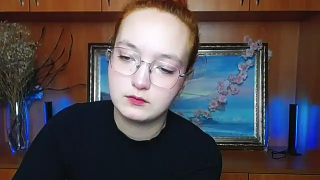 MissAriaa online show from April 9, 6:15 am