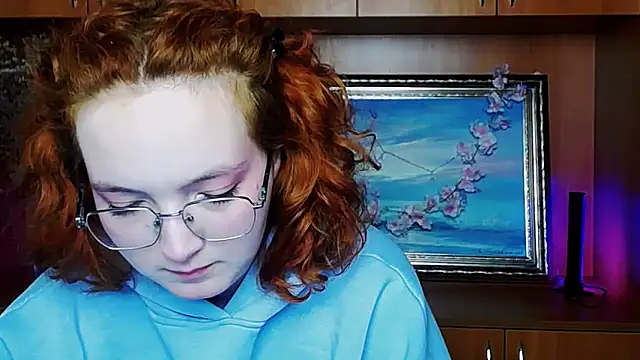 MissAriaa online show from April 17, 6:16 am