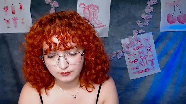 Snapshot of MissAriaa chatting on June 9, 6:53 pm MissAriaa online show from June 9, 6:53 pm
