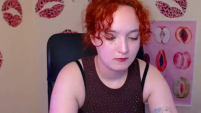 Snapshot of MissAriaa chatting on May 18, 12:21 pm MissAriaa online show from May 18, 12:21 pm