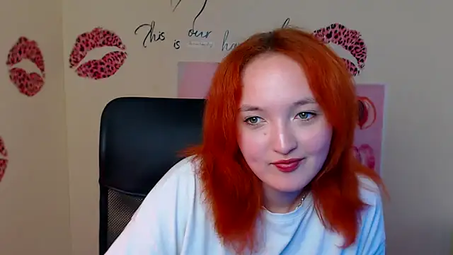 Snapshot of MissAriaa chatting on May 8, 11:36 am MissAriaa online show from May 8, 11:36 am