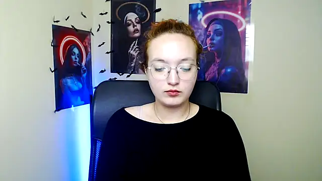 Snapshot of MissAriaa chatting on June 2, 6:24 am MissAriaa online show from June 2, 6:24 am