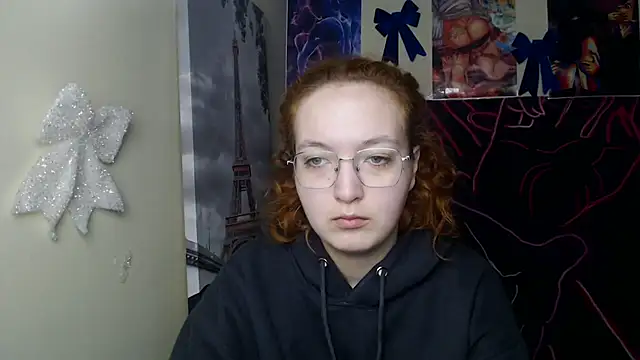 MissAriaa online show from March 7, 6:42 am