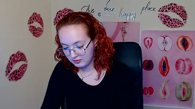 Snapshot of MissAriaa chatting on May 29, 12:22 pm MissAriaa online show from May 29, 12:22 pm