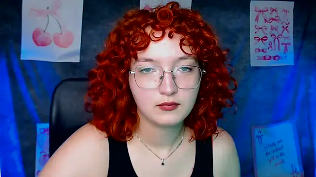 Snapshot of MissAriaa chatting on July 11, 11:43 am MissAriaa online show from July 11, 11:43 am