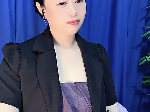 Snapshot of yaoyao22678 chatting on November 14, 2:15 am yaoyao22678 online show from November 14, 2:15 am