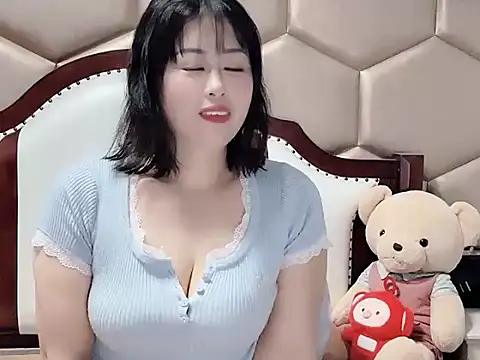 Snapshot of yaoyao22678 chatting on July 17, 1:47 am yaoyao22678 online show from July 17, 1:47 am