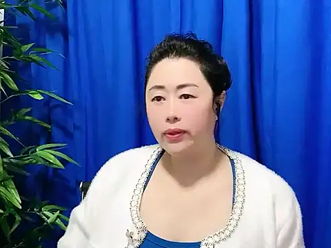 Snapshot of yaoyao22678 chatting on October 28, 4:24 am yaoyao22678 online show from October 28, 4:24 am