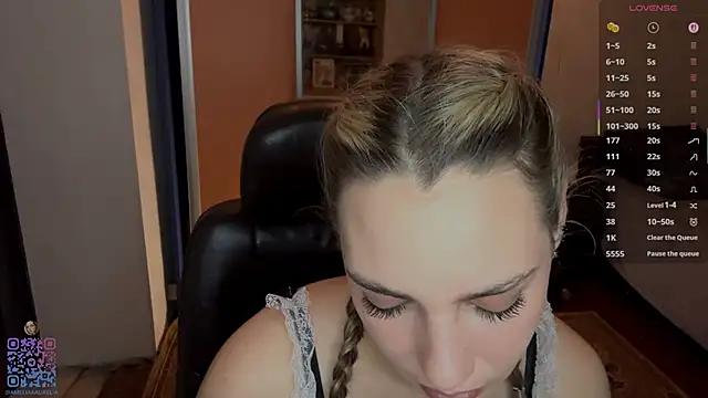 IlanaLafferty online show from January 12, 6:26 pm