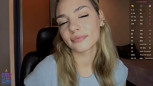 IlanaLafferty online show from January 9, 7:32 pm