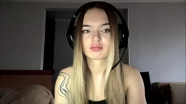 MargBialke online show from November 1, 10:53 am