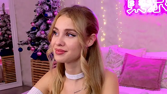 Rose Masson online show from November 28, 5:18 am