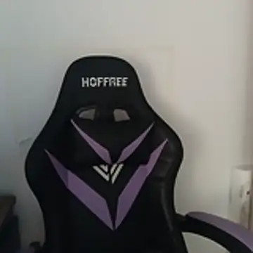 Snapshot of Sunshine_e chatting on December 3, 8:52 pm Sunshine e online show from December 3, 8:52 pm