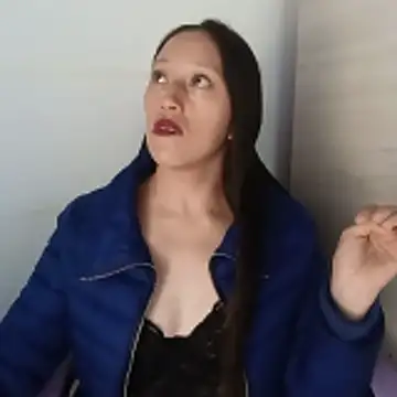 Snapshot of Sunshine_e chatting on December 1, 7:59 pm Sunshine e online show from December 1, 7:59 pm