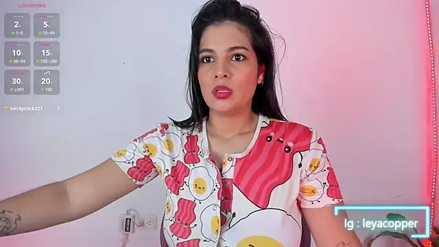 Snapshot of Leyacopper_ chatting on June 29, 11:48 pm Leyacopper online show from June 29, 11:48 pm