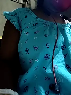 Snapshot of Danielbutterfly chatting on October 31, 5:59 am Danielbutterfly online show from October 31, 5:59 am