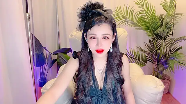 Snapshot of Vv123668 chatting on November 12, 2:21 pm Vv123668 online show from November 12, 2:21 pm