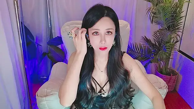 Snapshot of Vv123668 chatting on November 30, 1:23 pm Vv123668 online show from November 30, 1:23 pm