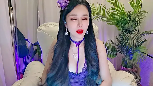 Snapshot of Vv123668 chatting on November 11, 2:01 pm Vv123668 online show from November 11, 2:01 pm