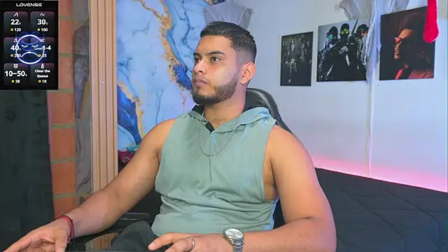 Tiler wolker online show from November 28, 2:34 am