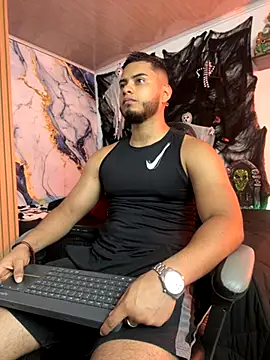 Tiler wolker online show from October 28, 7:46 pm