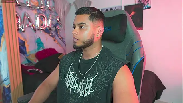 Tiler wolker online show from March 6, 10:16 pm