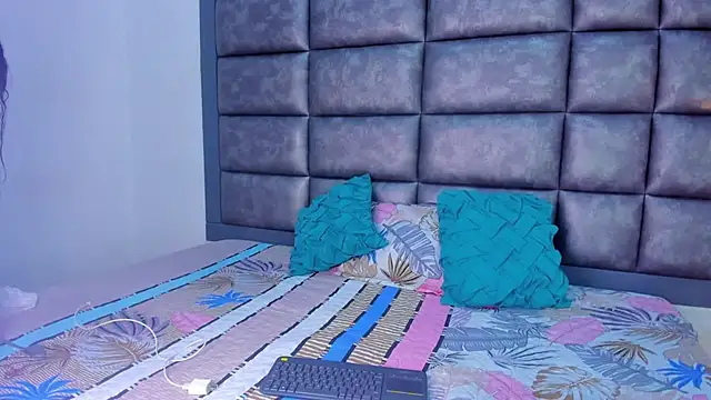 Snapshot of Sasha_Picot17 chatting on December 1, 3:07 am Sasha Picot17 online show from December 1, 3:07 am