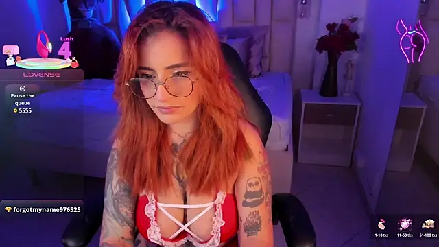catalehia moonlightt online show from May 6, 12:20 pm